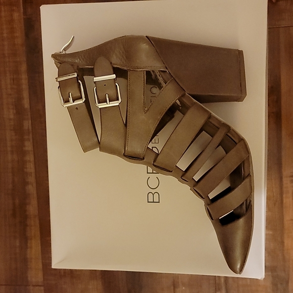 Booties - Picture 3 of 4